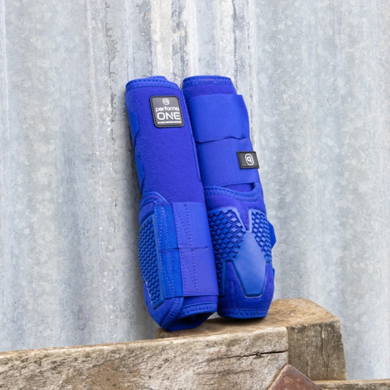 royal blue boots 1.png