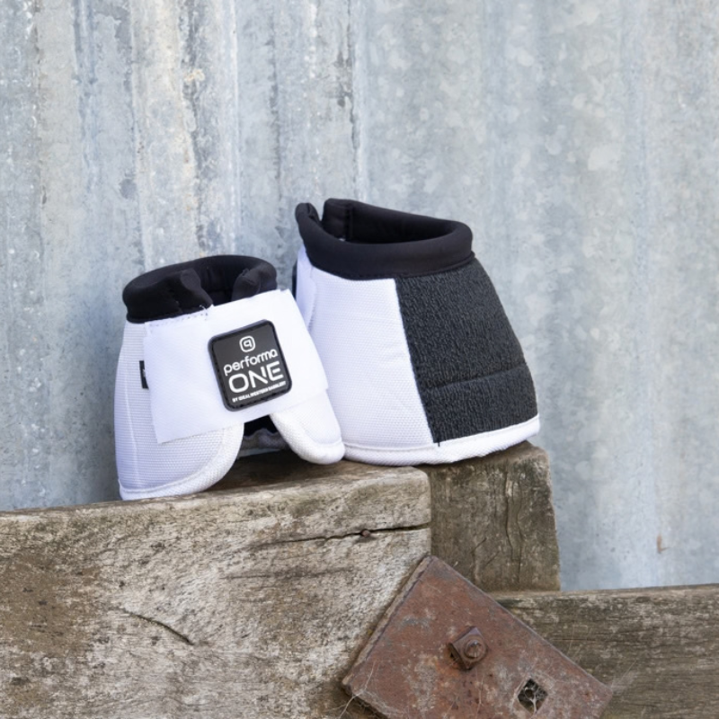 white bell boots.png
